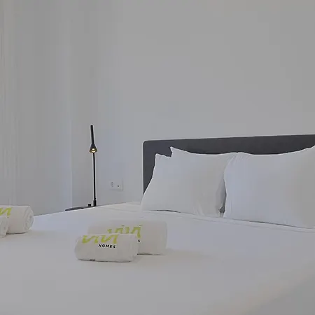 Vivi Homes - Aura Pool, Sauna, Spa, Gym & Sea View *