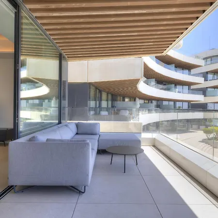 Vivi Homes - Aura Pool, Sauna, Spa, Gym & Sea View Torremolinos
