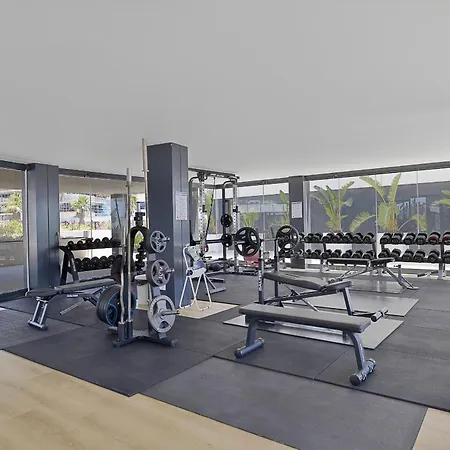 Apartment Vivi Homes - Aura Pool, Sauna, Spa, Gym & Sea View *